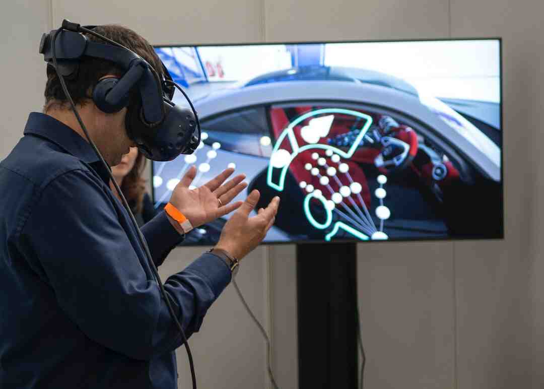 Comment jouer à Iron Man VR ?