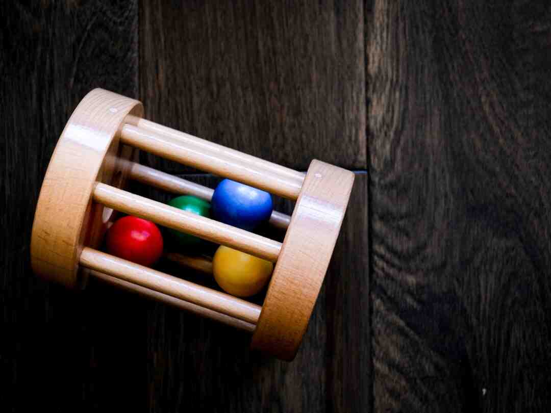 Quel jeu pour quel âge Montessori ?