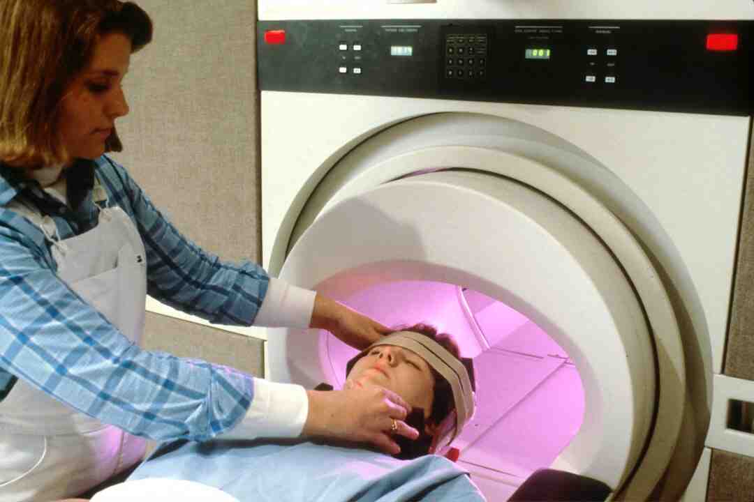 Comment rassurer une personne âgée ?