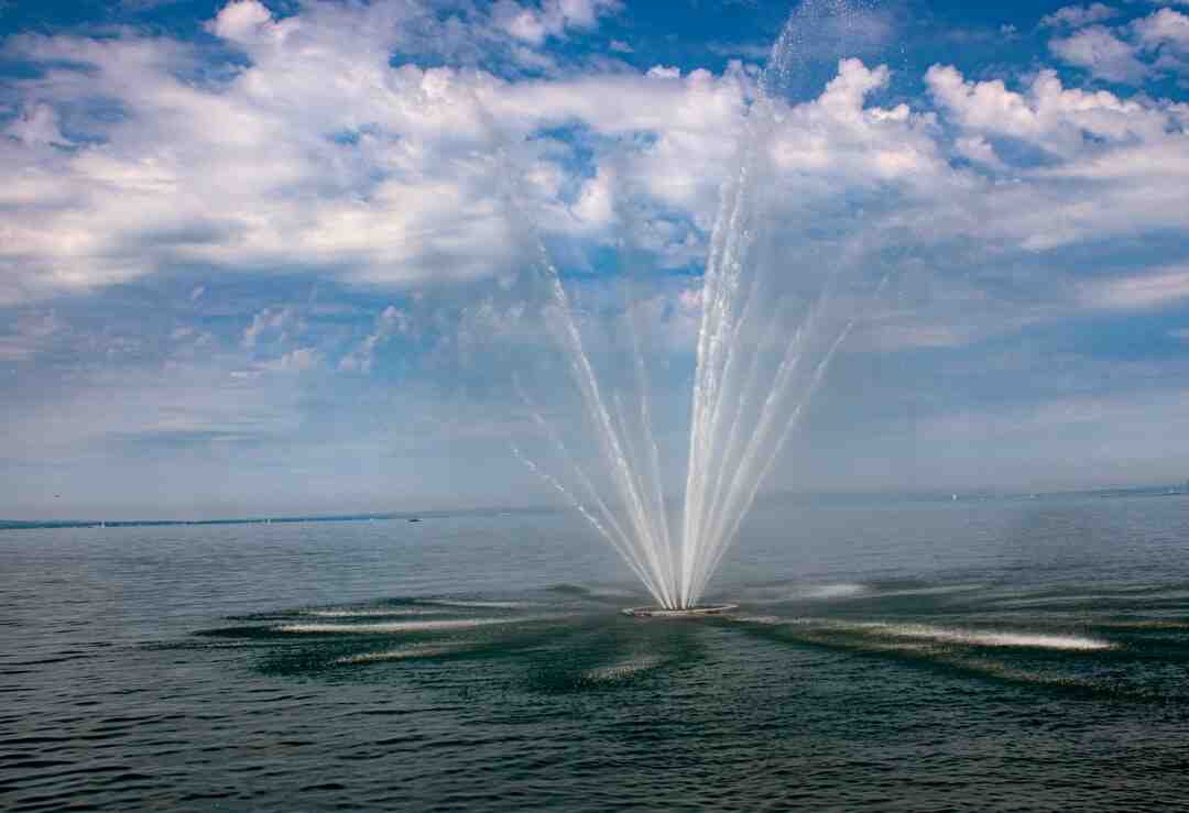 Comment s'amuser avec de l'eau ?