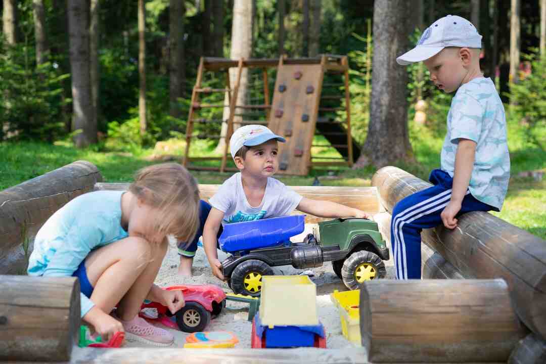 Comment s'occuper d'un bébé de 18 mois ?