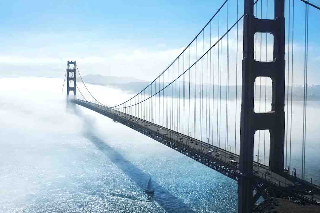 Pourquoi le bridge s'appelle le bridge ?
